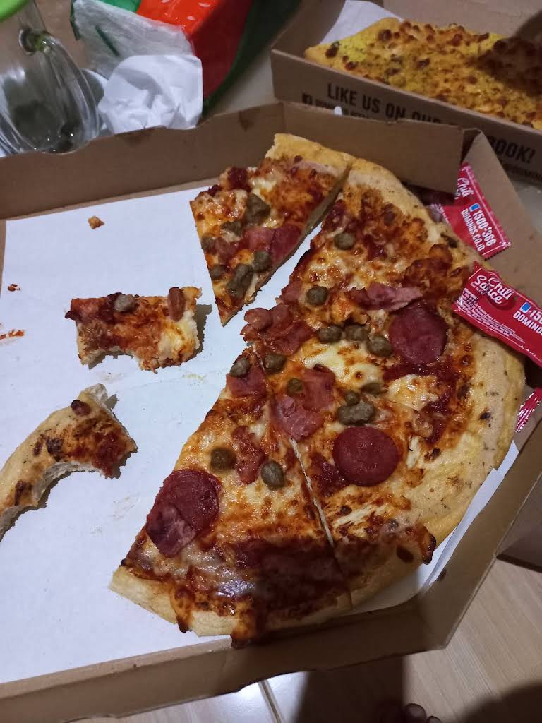Domino's Pizza thumbnail 4