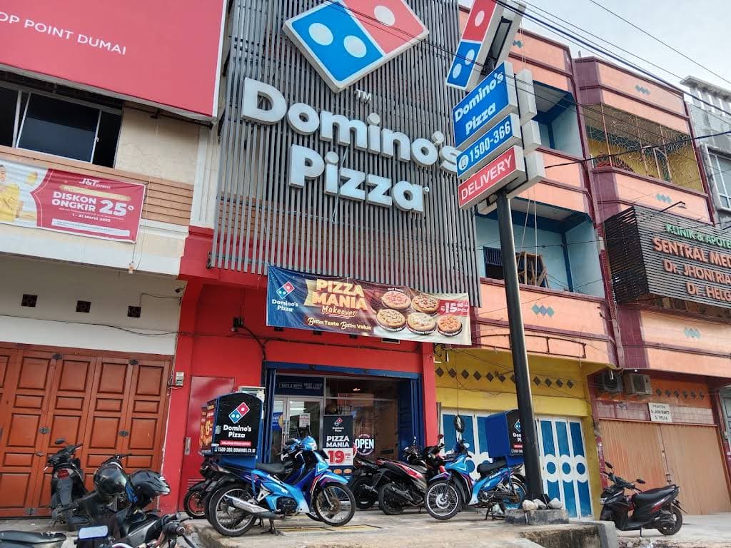 Domino's Pizza thumbnail 6