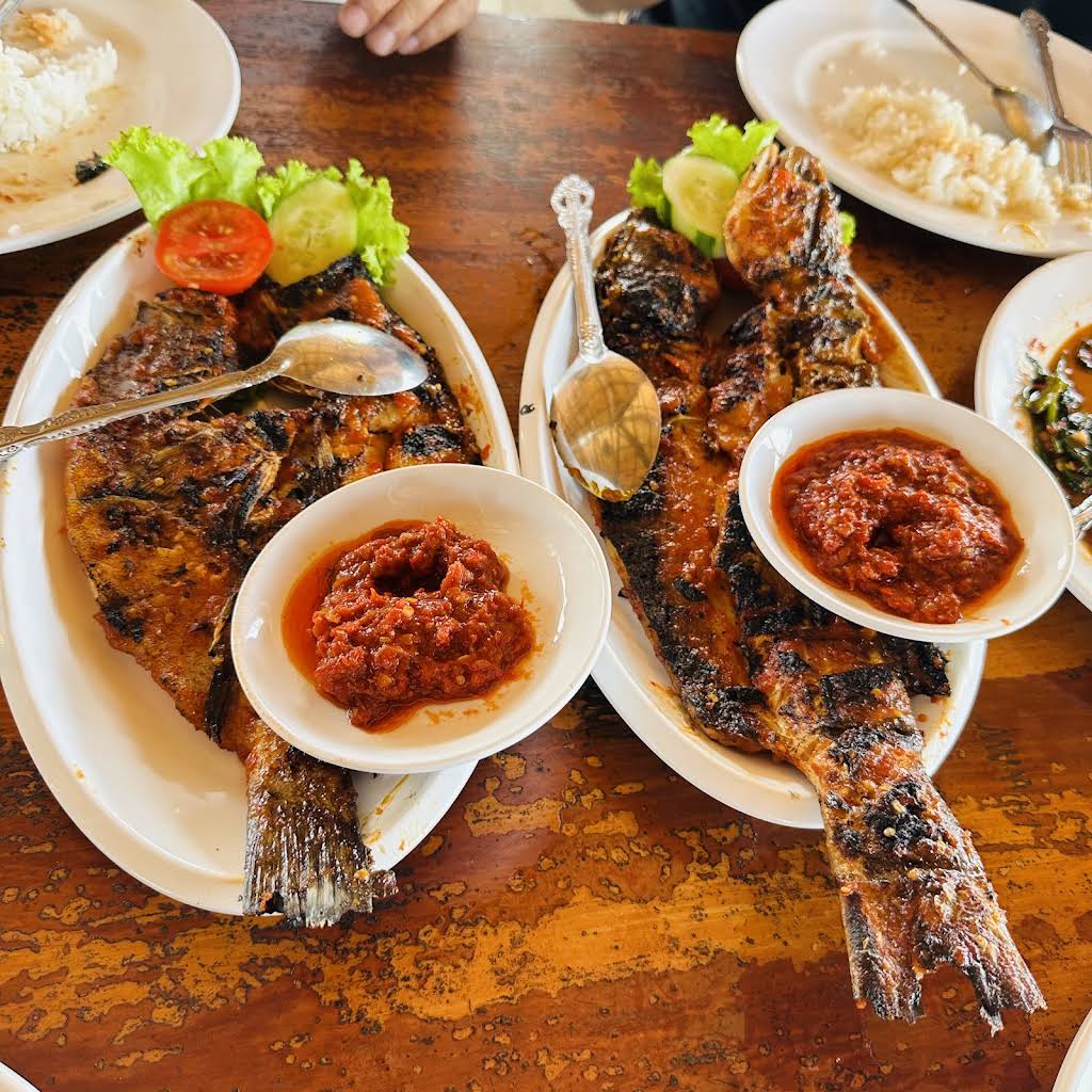 Kampoeng Nelayan Resto thumbnail 73
