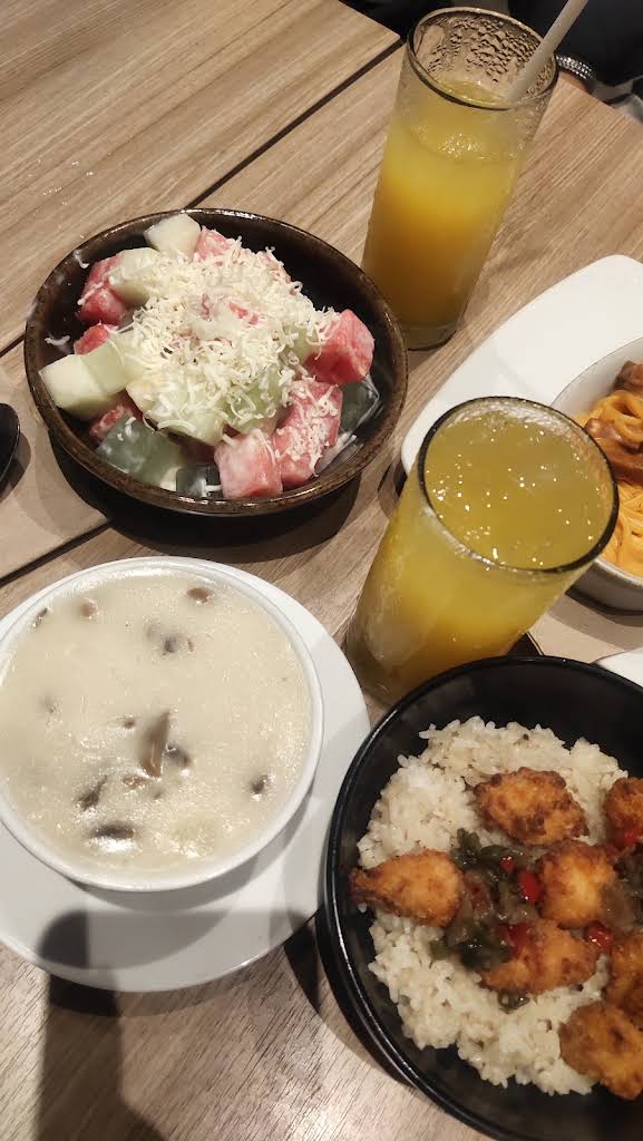 Pizza Hut Restoran thumbnail 8