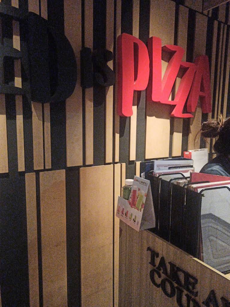 Pizza Hut Restoran thumbnail 9