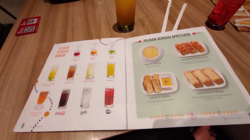 Pizza Hut Restoran thumbnail 25
