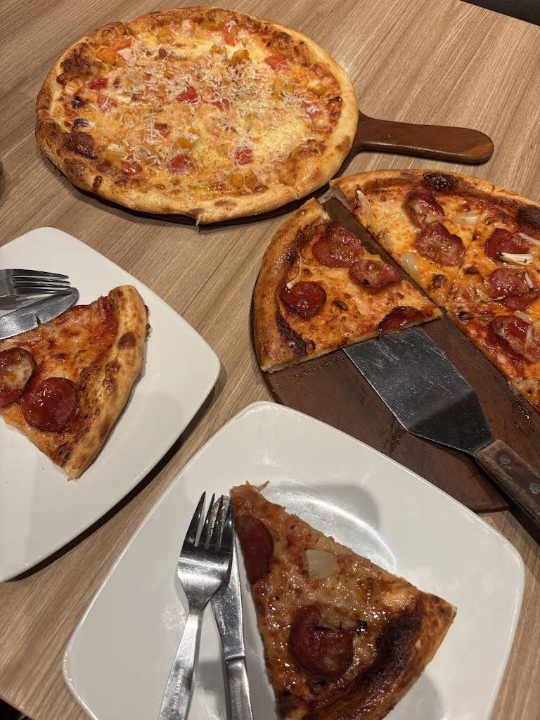Pizza Hut Restoran thumbnail 28