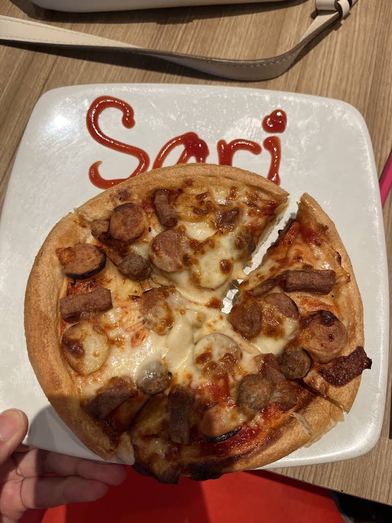 Pizza Hut Restoran thumbnail 30