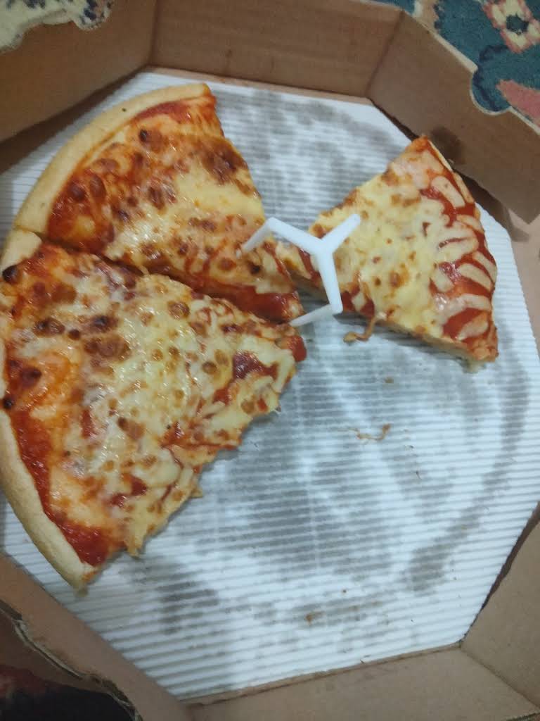 Pizza Hut Restoran thumbnail 32