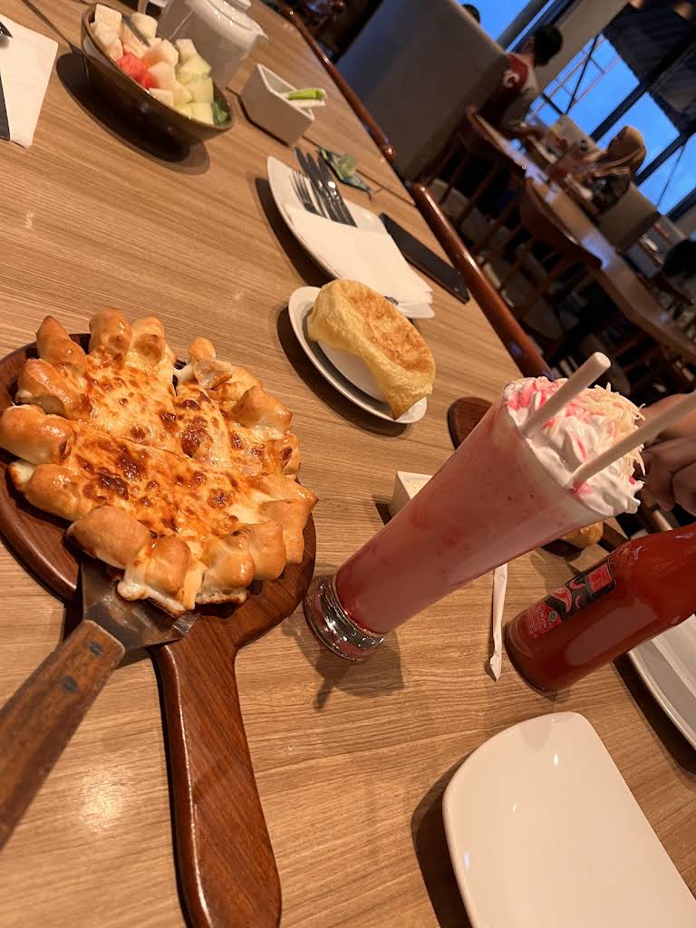 Pizza Hut Restoran thumbnail 35
