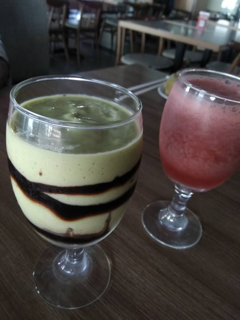 Pizza Hut Restoran thumbnail 36