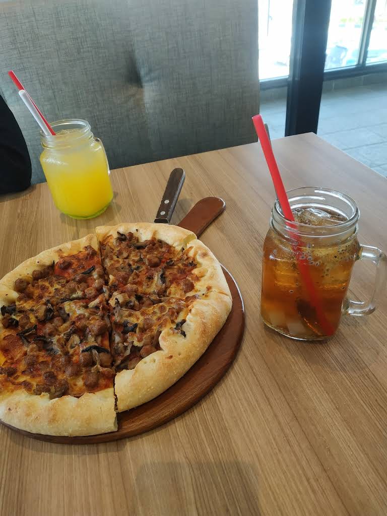 Pizza Hut Restoran thumbnail 42