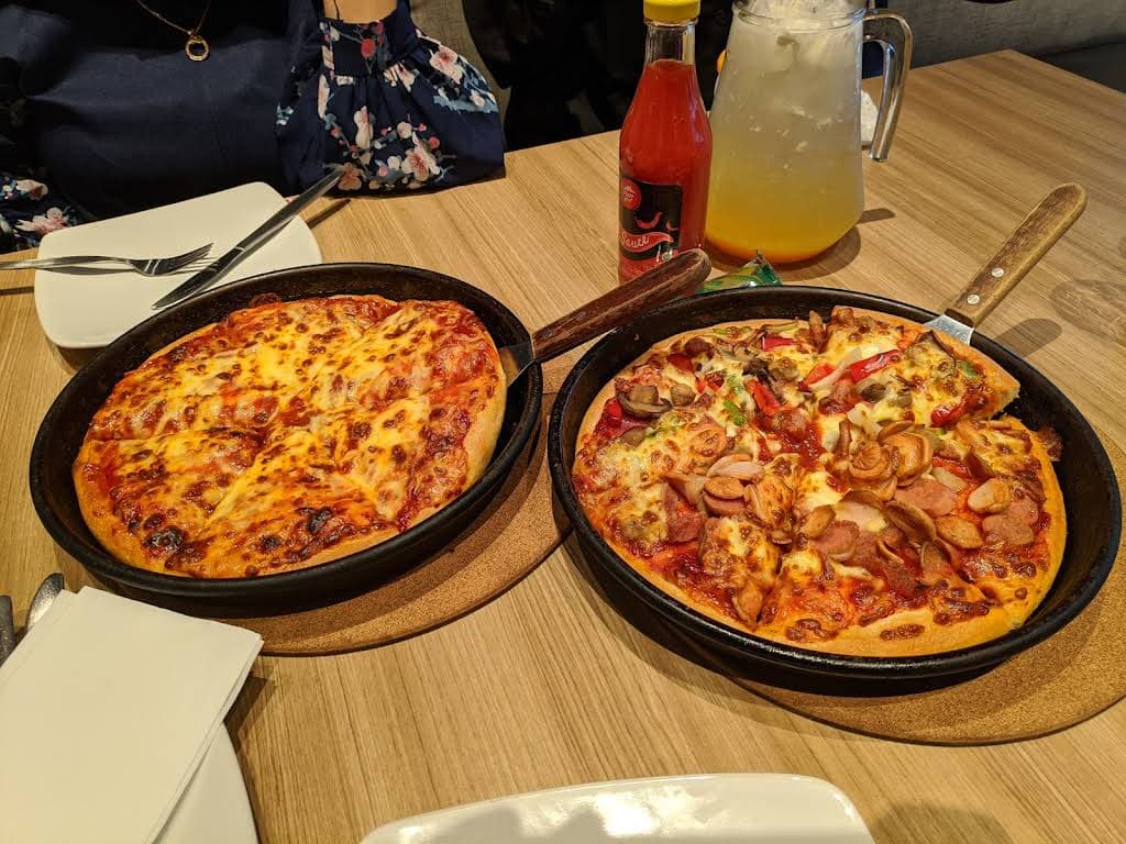 Pizza Hut Restoran thumbnail 63