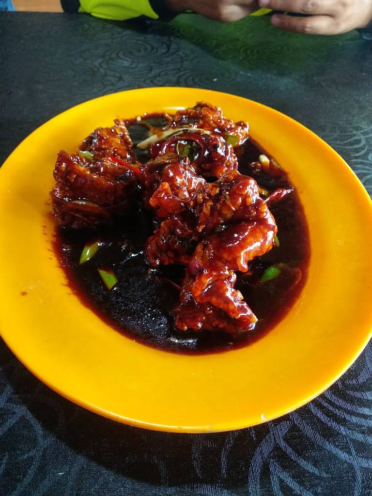 RM Pondok Kayu Resto thumbnail 18