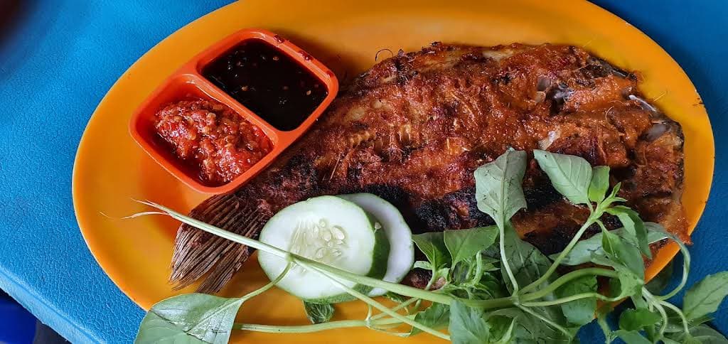 RM Pondok Kayu Resto thumbnail 27