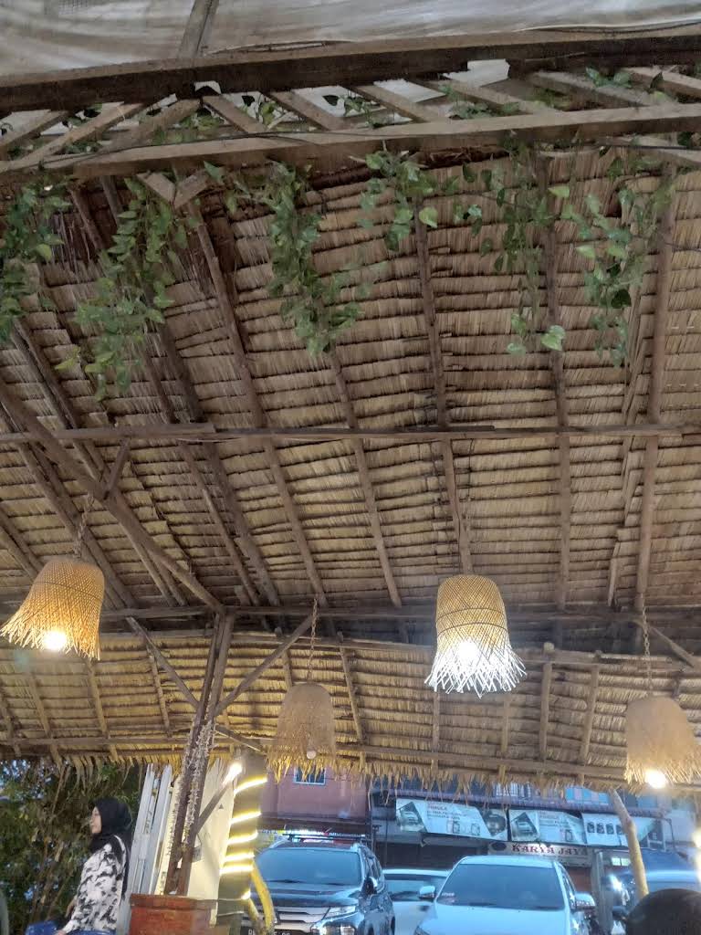 RM Pondok Kayu Resto thumbnail 33