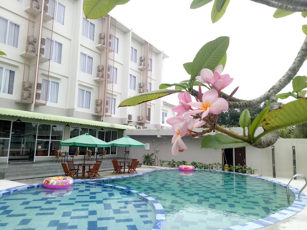 Patra Dumai Hotel thumbnail 11