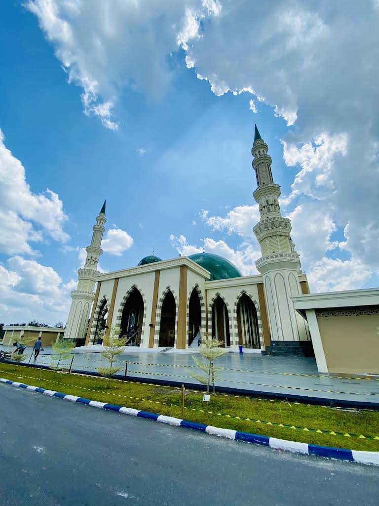 Dumai Islamic Center - Masjid Agung Habiburrahman thumbnail 61