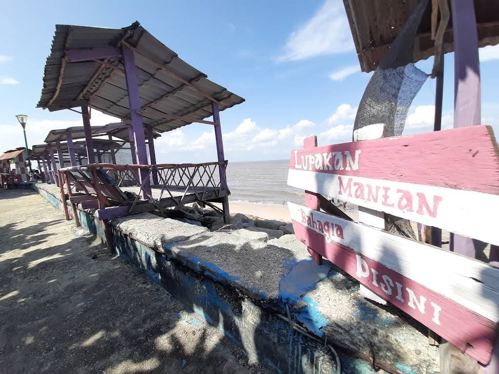 Pantai Koneng thumbnail 8