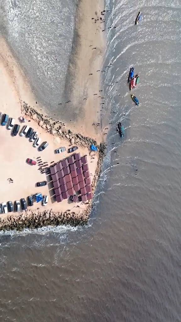 Pantai Koneng thumbnail 10