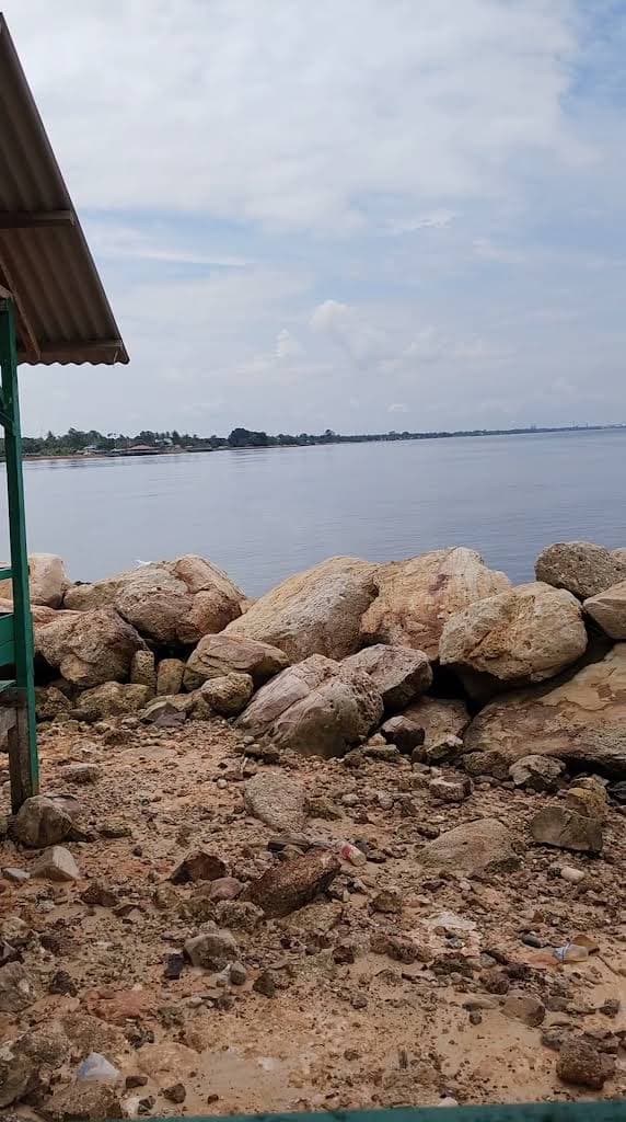Pantai Koneng thumbnail 16