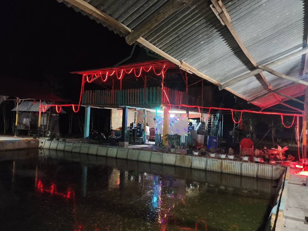 Wisata alam, Teluk makmur thumbnail 5